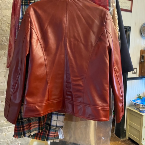 Beautiful brand new dark red PU leather jacket - Picture 2 of 2